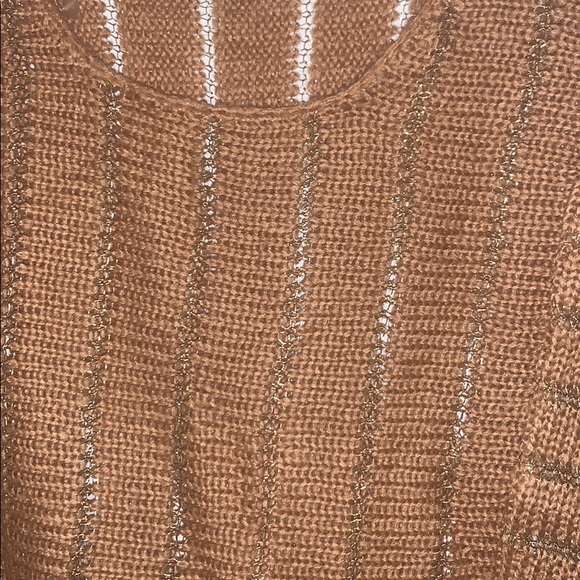 Dusty tan/rose Sweater with Gold Chain Design - Picture 3 of 4
